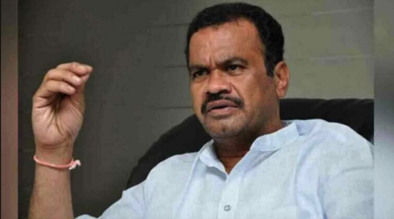 komatireddy venkat reddy says if he becomes cm he will ban liquor shops